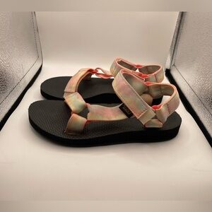 Teva Hurricane women’s Multicolor Strappy Sandals size
